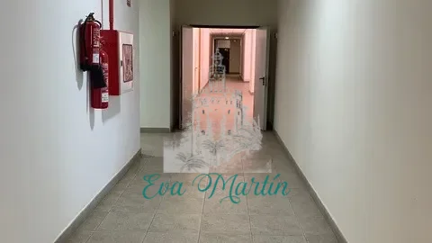Oficina en alquiler en Bormujos